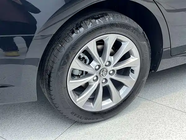 Toyota Avalon 2024