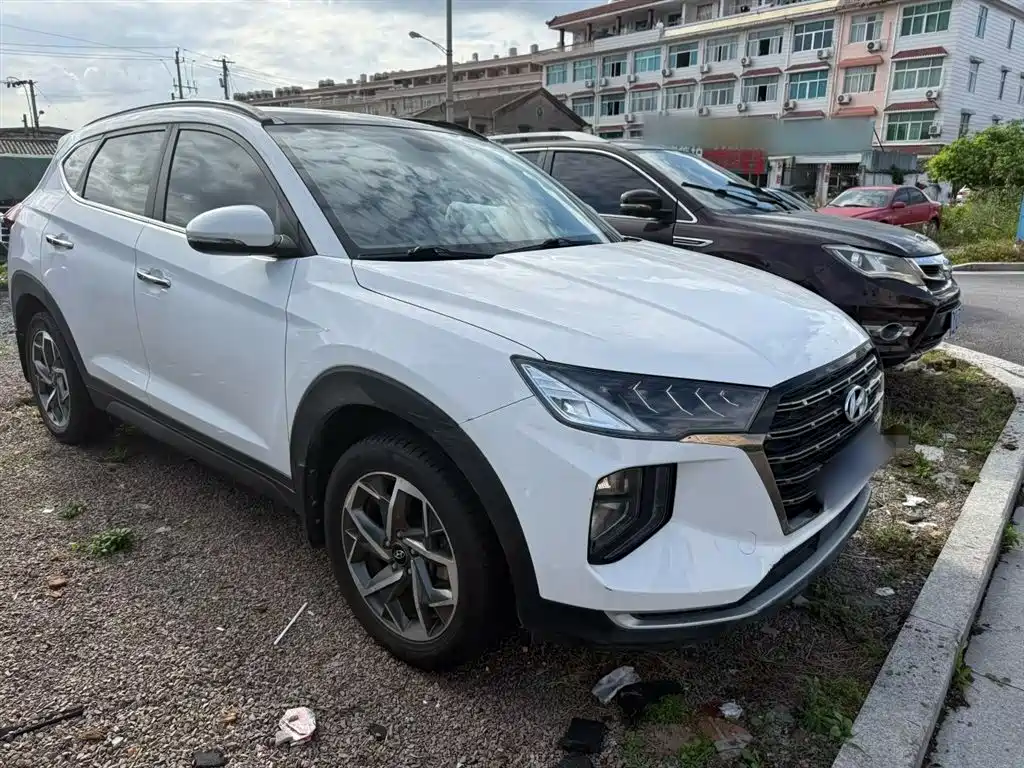 Hyundai Tucson 2020 — фото 4