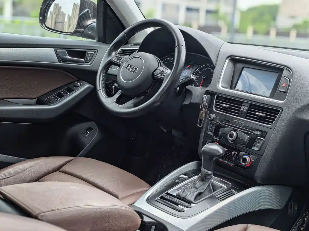 Audi Q5 2016 — фото 10