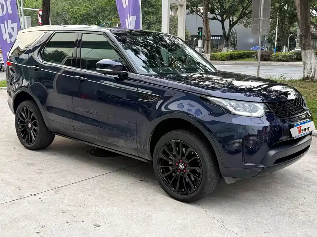 Land Rover Discovery 2018 — фото 2