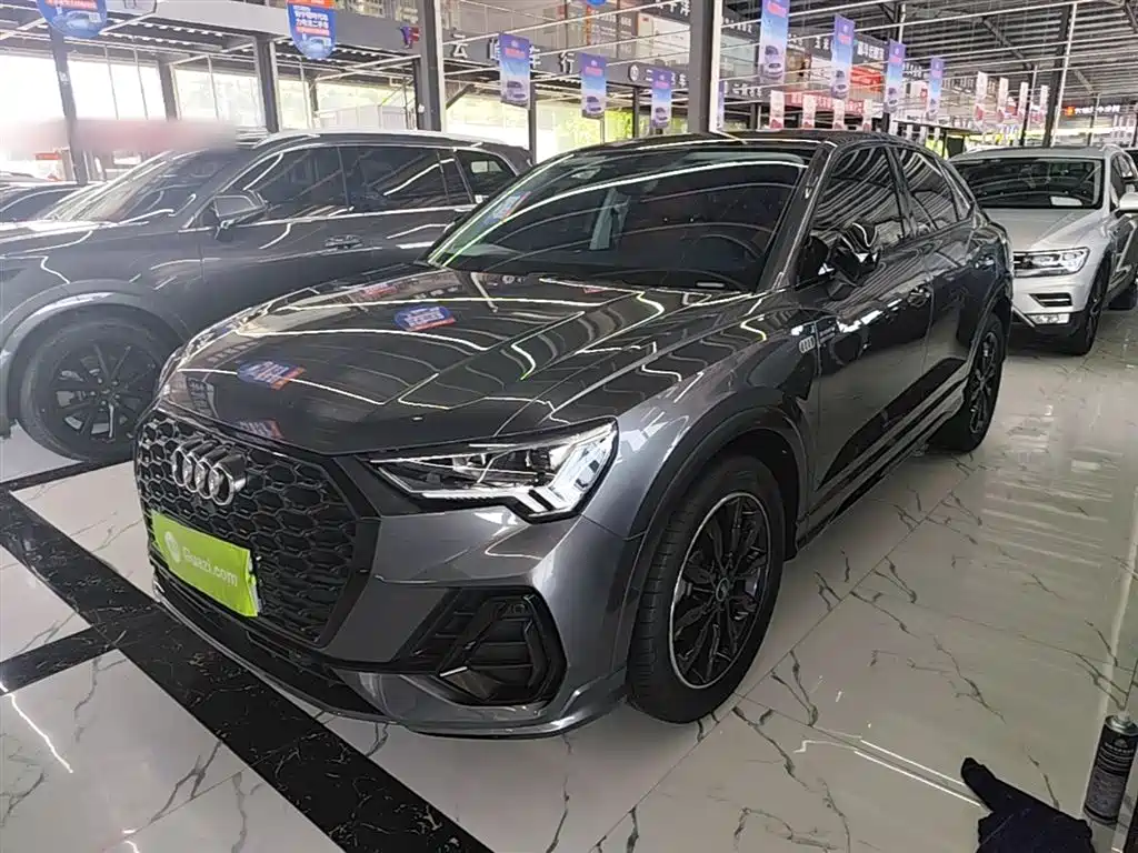 Audi Q3 Sportback 2021 — фото 1