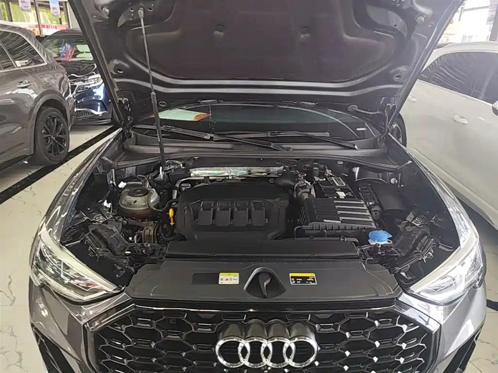 Audi Q3 Sportback 2021 — фото 20