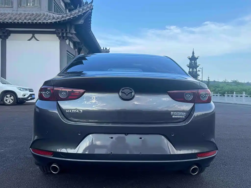 Mazda 3 Axela 2021