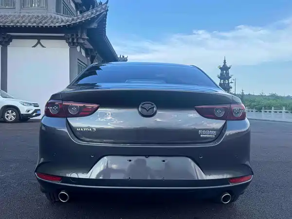 Mazda 3 Axela 2021