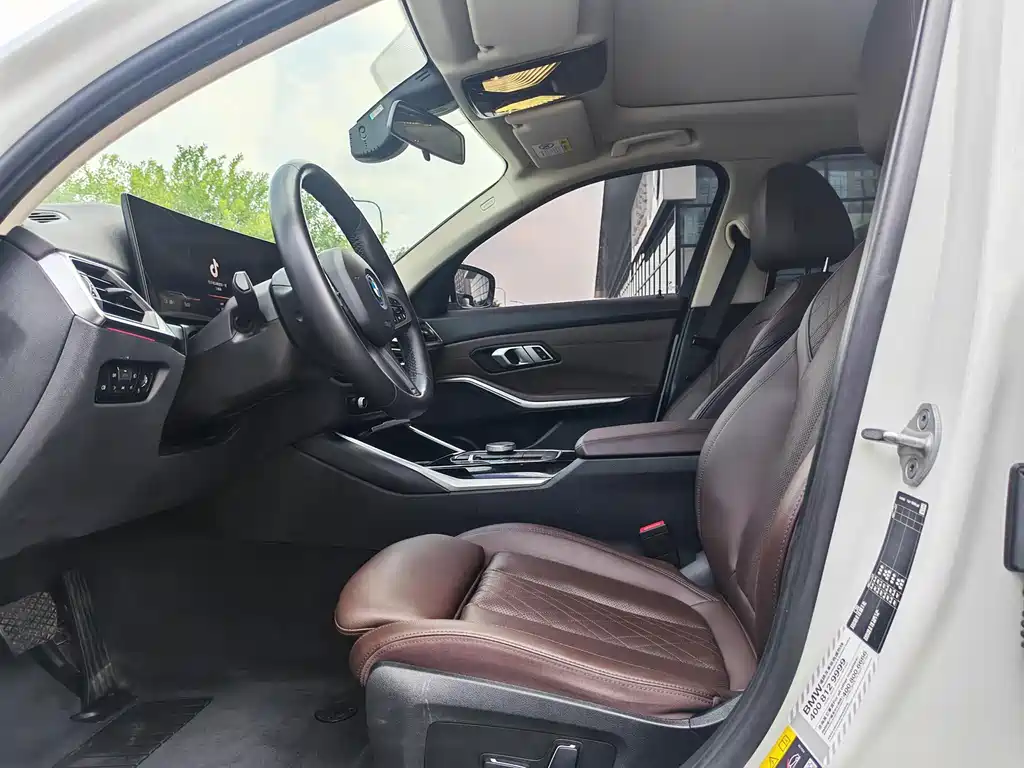 BMW i3 2024 — фото 16