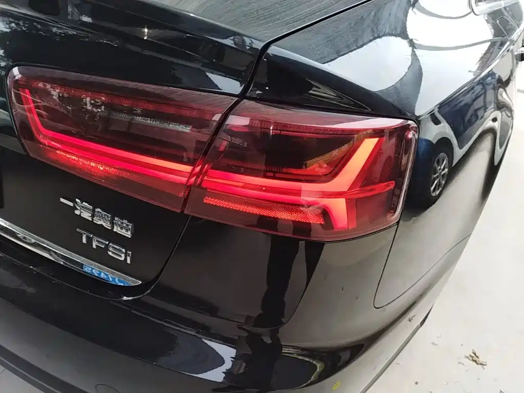 Audi A6L 2016 — фото 8