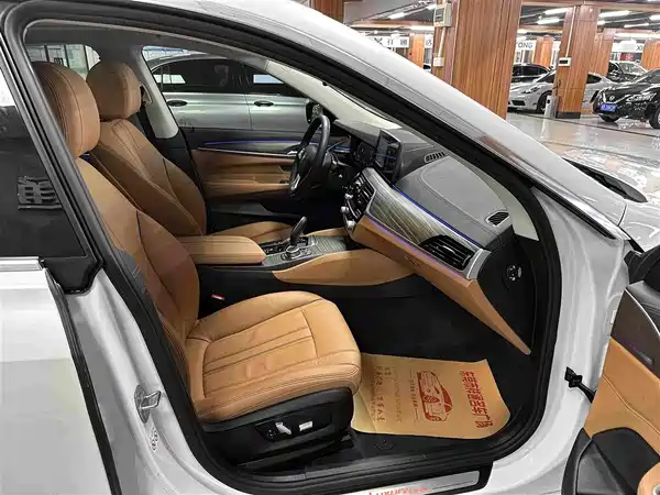 BMW 6 Series GT 2023