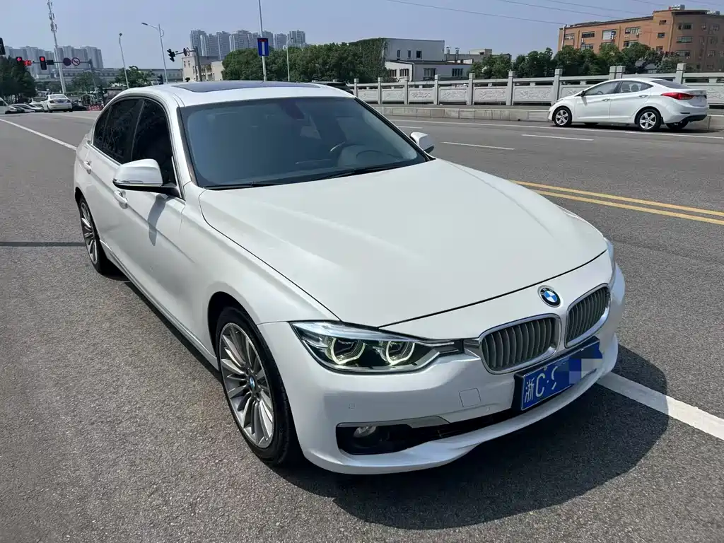 BMW 3 Series 2018