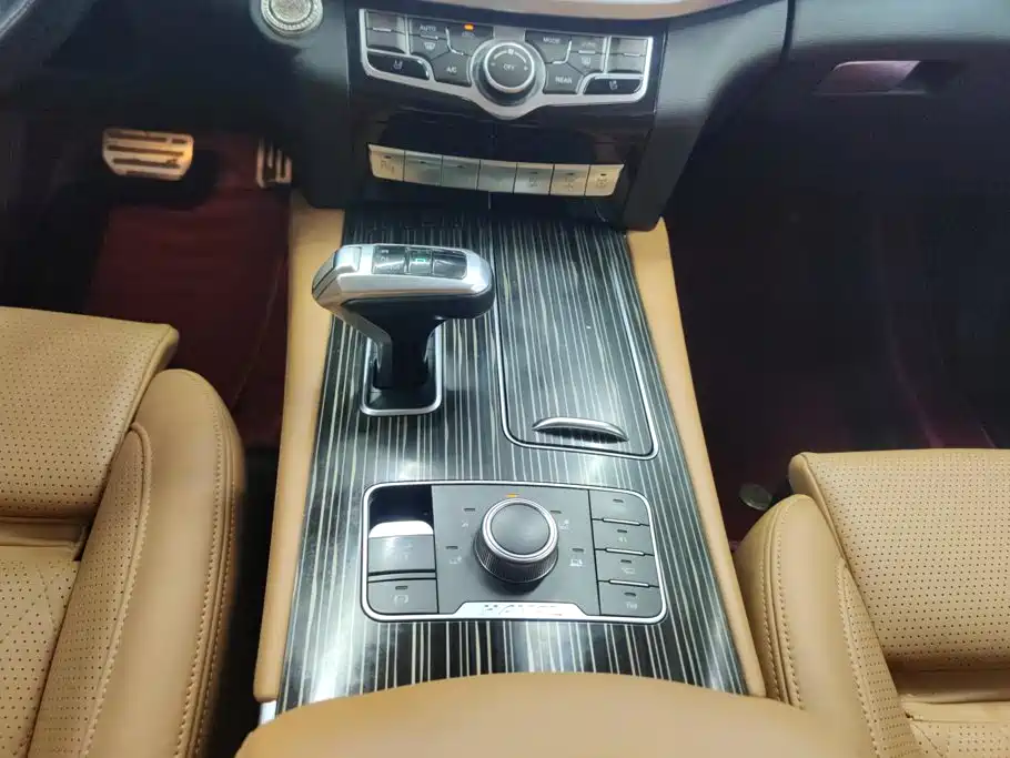 Haval H9 2023 — фото 16