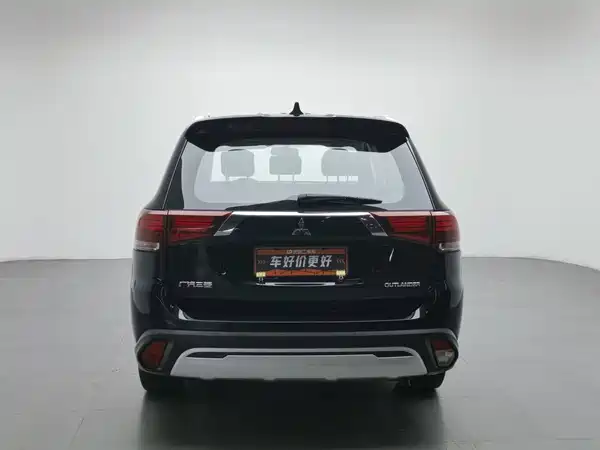 Mitsubishi Outlander 2021
