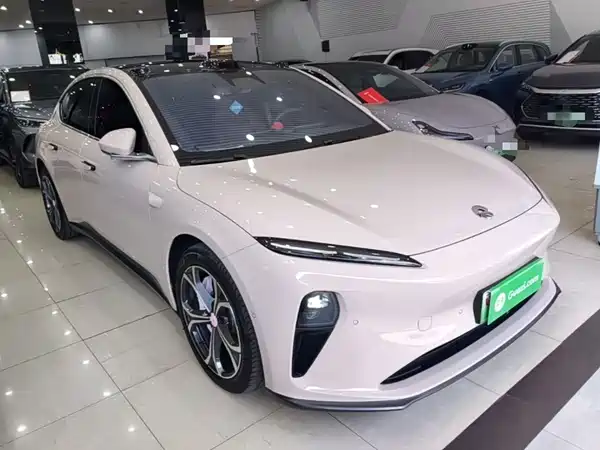 NIO ET5 2024