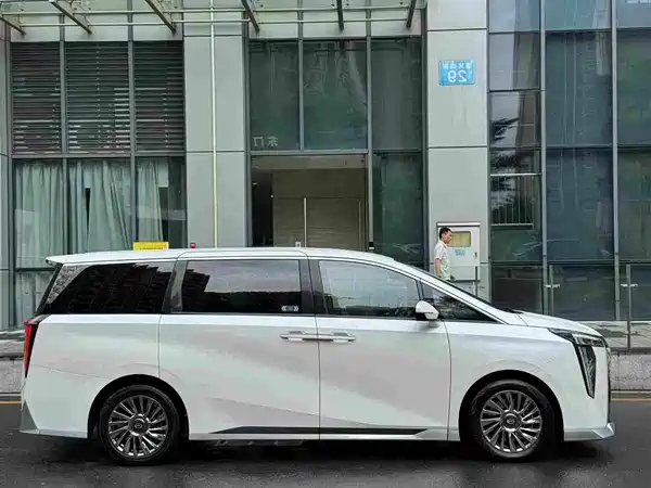 GAC Trumpchi M8 2023