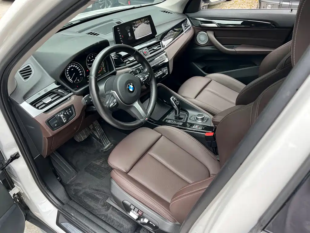 BMW X1 2022 — фото 9
