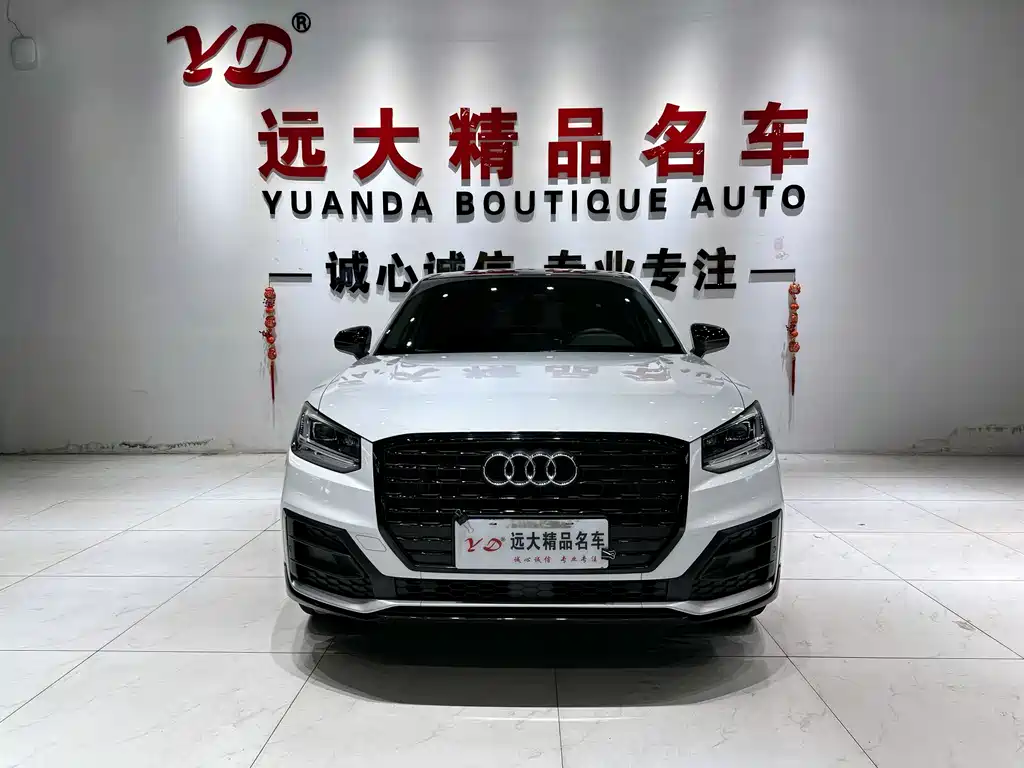 Audi Q2L 2020 — фото 2