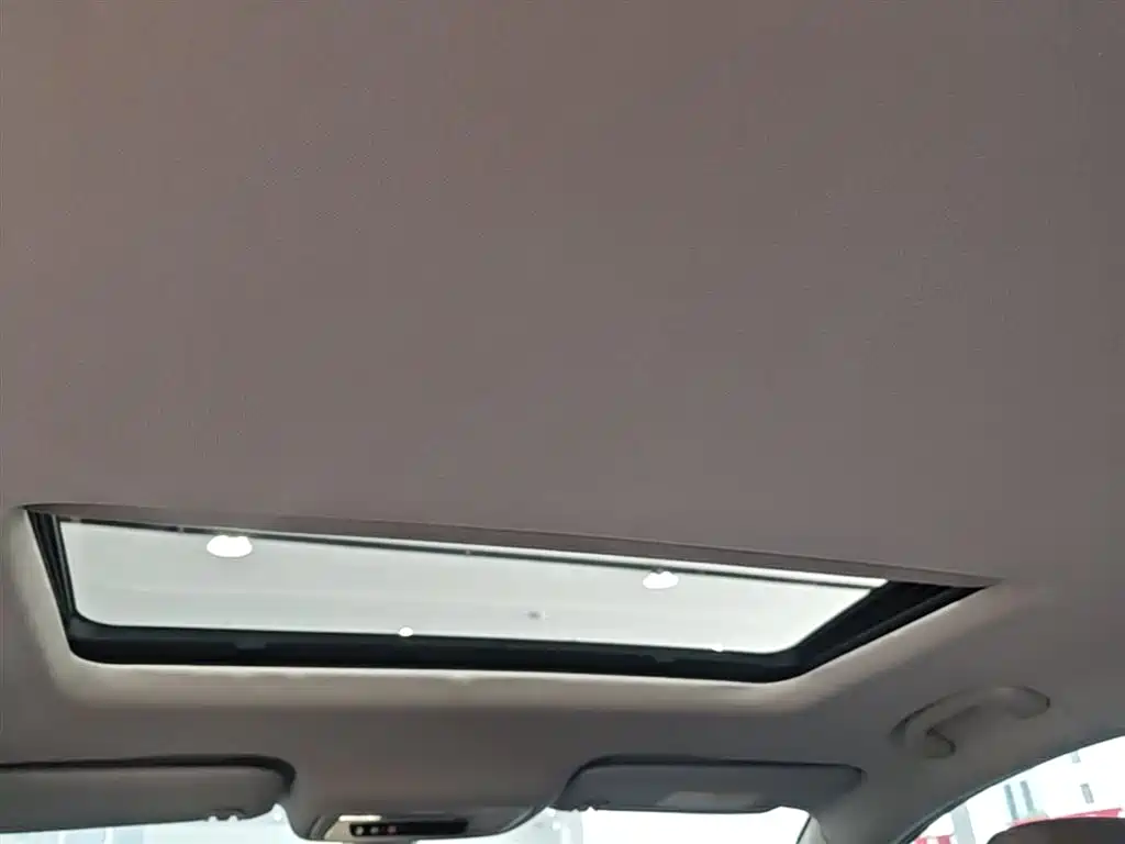Buick Regal 2023 — фото 18
