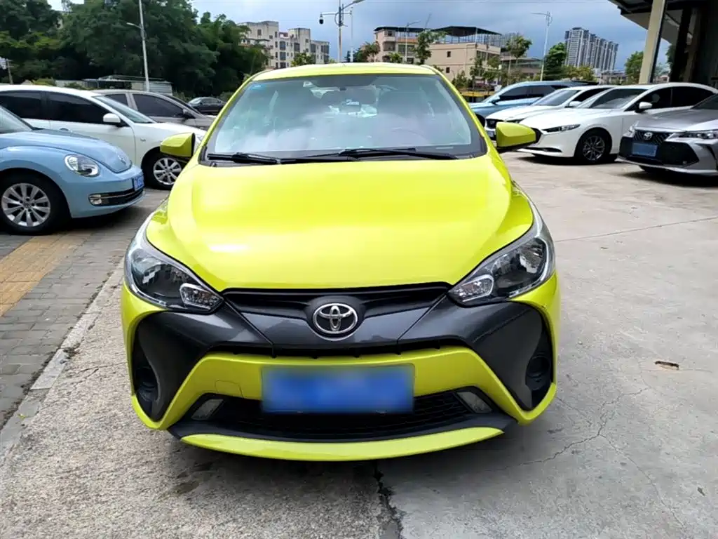 Toyota Yaris L 2018 — фото 3