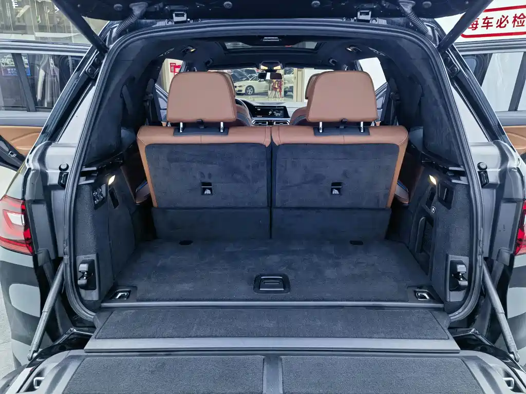 BMW X7 2022 — фото 17