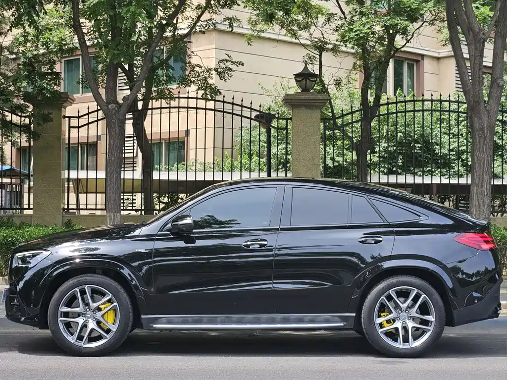 Mercedes-Benz GLE Coupe AMG 2024 — фото 2