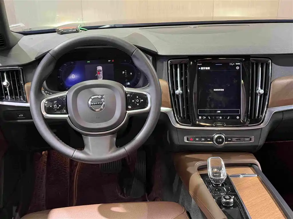 Volvo S90 2023 — фото 13
