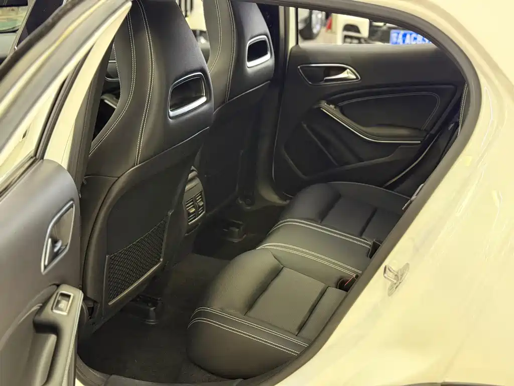 Mercedes-Benz GLA 2019 — фото 10