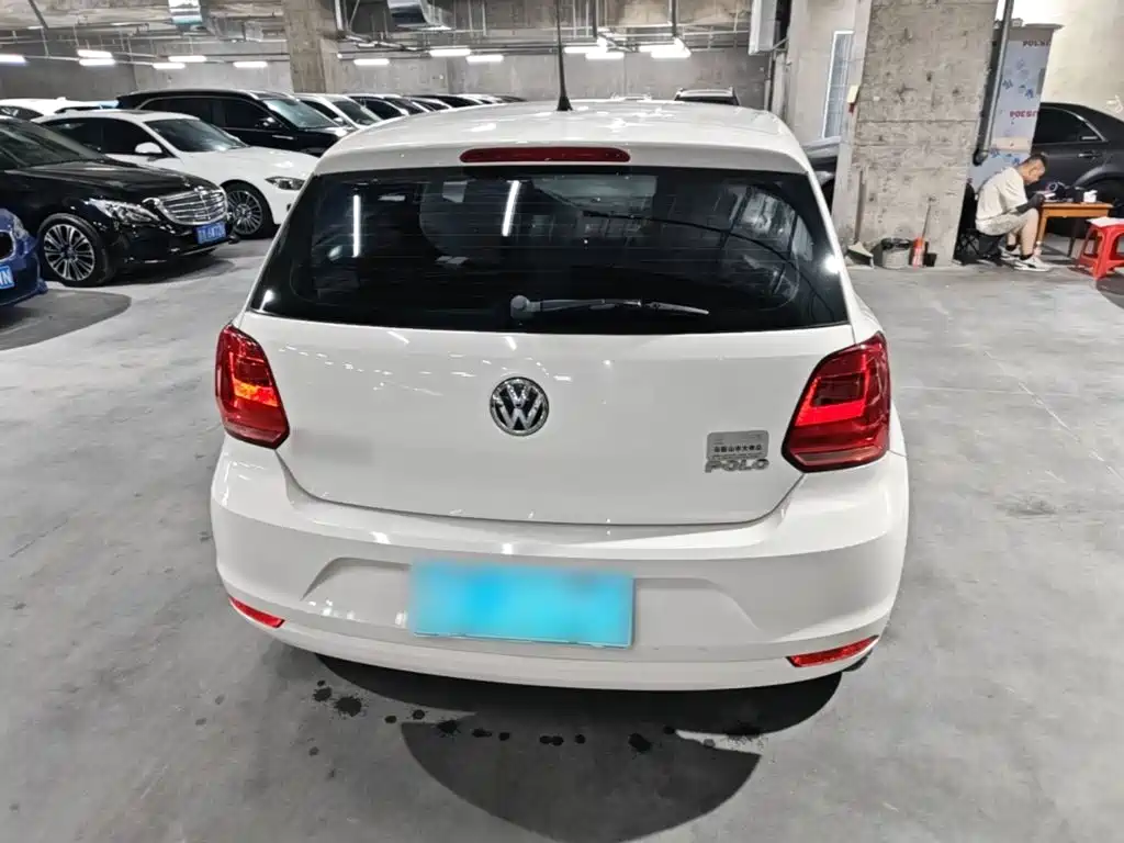 Volkswagen Polo 2016