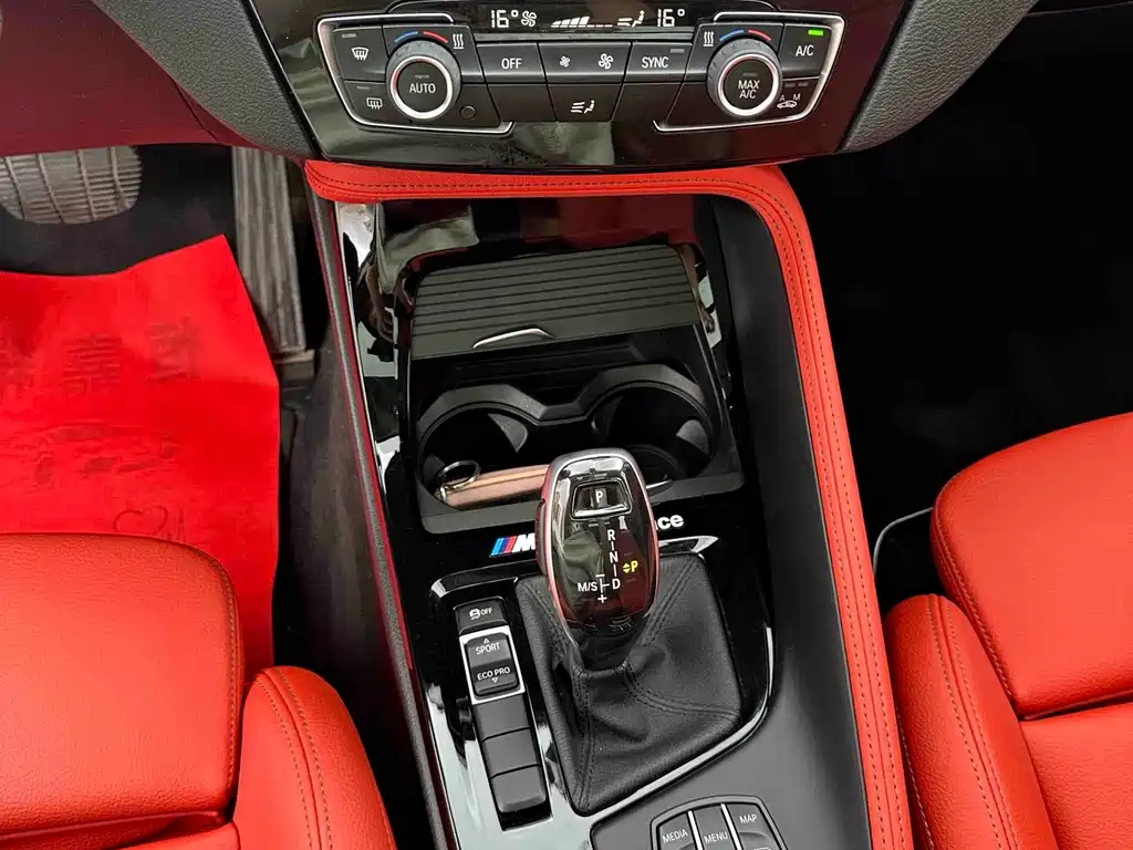 BMW X2 2021 — фото 16
