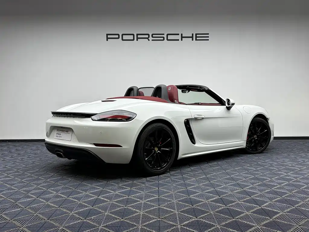 Porsche 718 2023 — фото 2