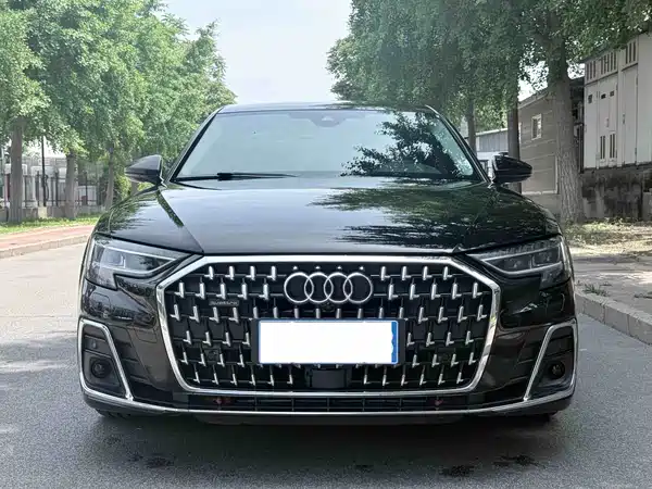 Audi A8 2023