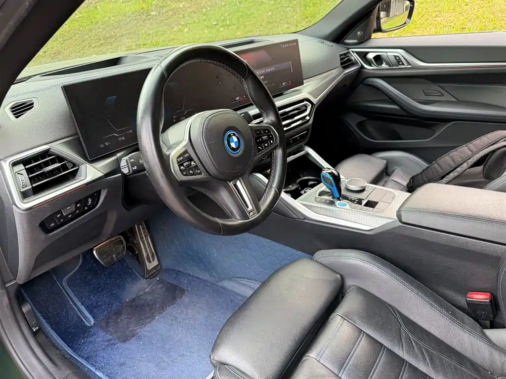 BMW i4 2023 — фото 7