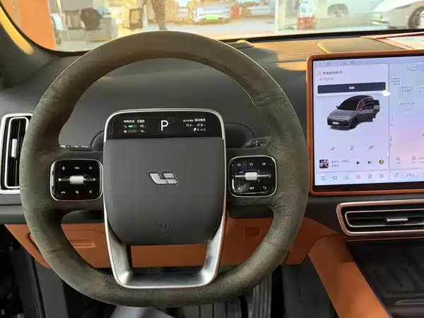 Li Auto L7 2025