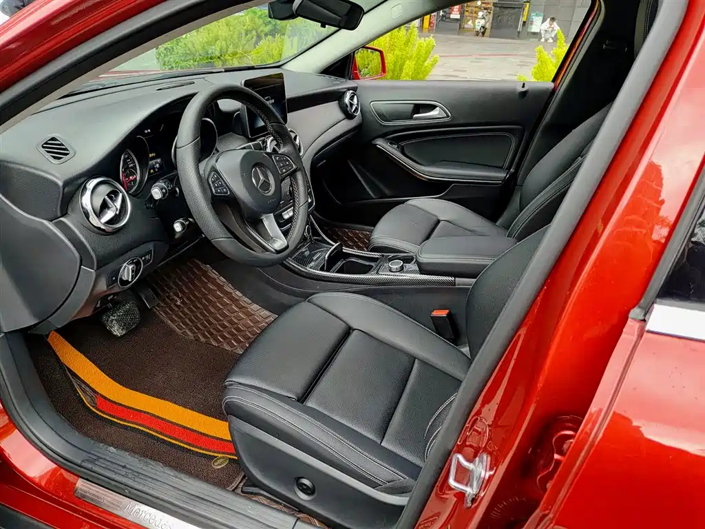 Mercedes-Benz GLA 2018 — фото 7