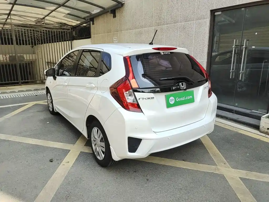 Honda Fit 2017 — фото 23