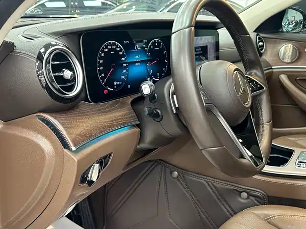 Mercedes-Benz E-Class 2023