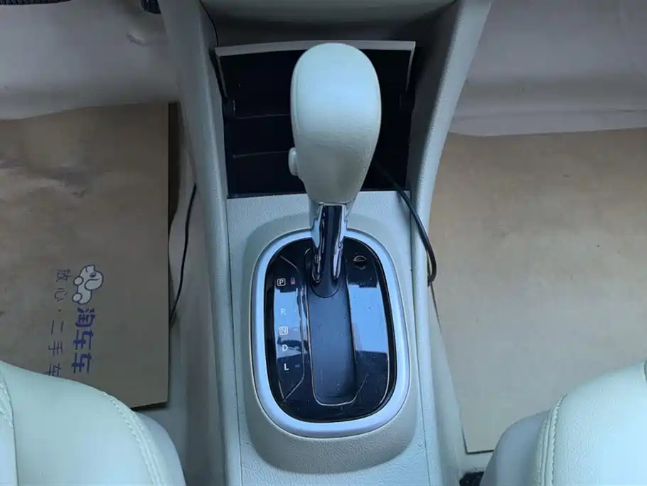 Nissan Sylphy 2019 — фото 16