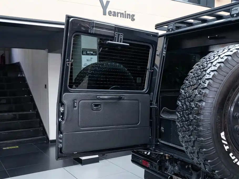 Mercedes-Benz G-Class 2014 — фото 19