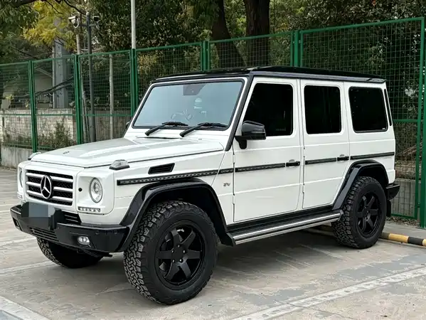 Mercedes-Benz G-Class 2015