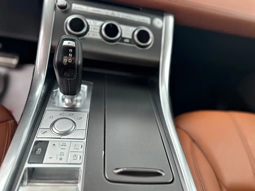Land Rover Sport 2015 — фото 18