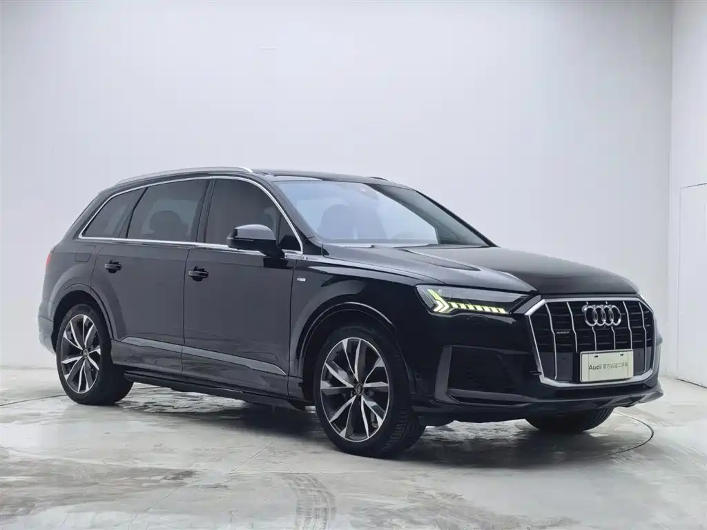 Audi Q7 2023 — фото 7