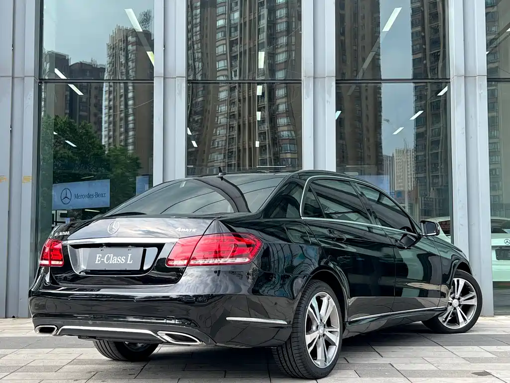 Mercedes-Benz E-Class 2014 — фото 10