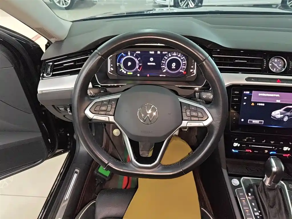 Volkswagen Magotan GTE PHEV 2023 — фото 11
