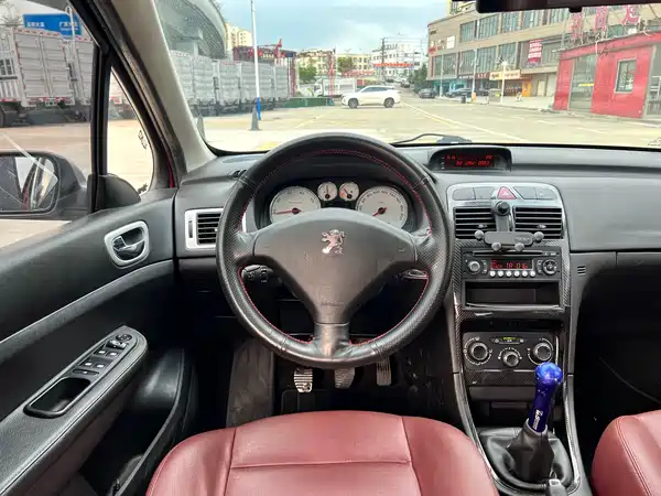 Peugeot 307 2012