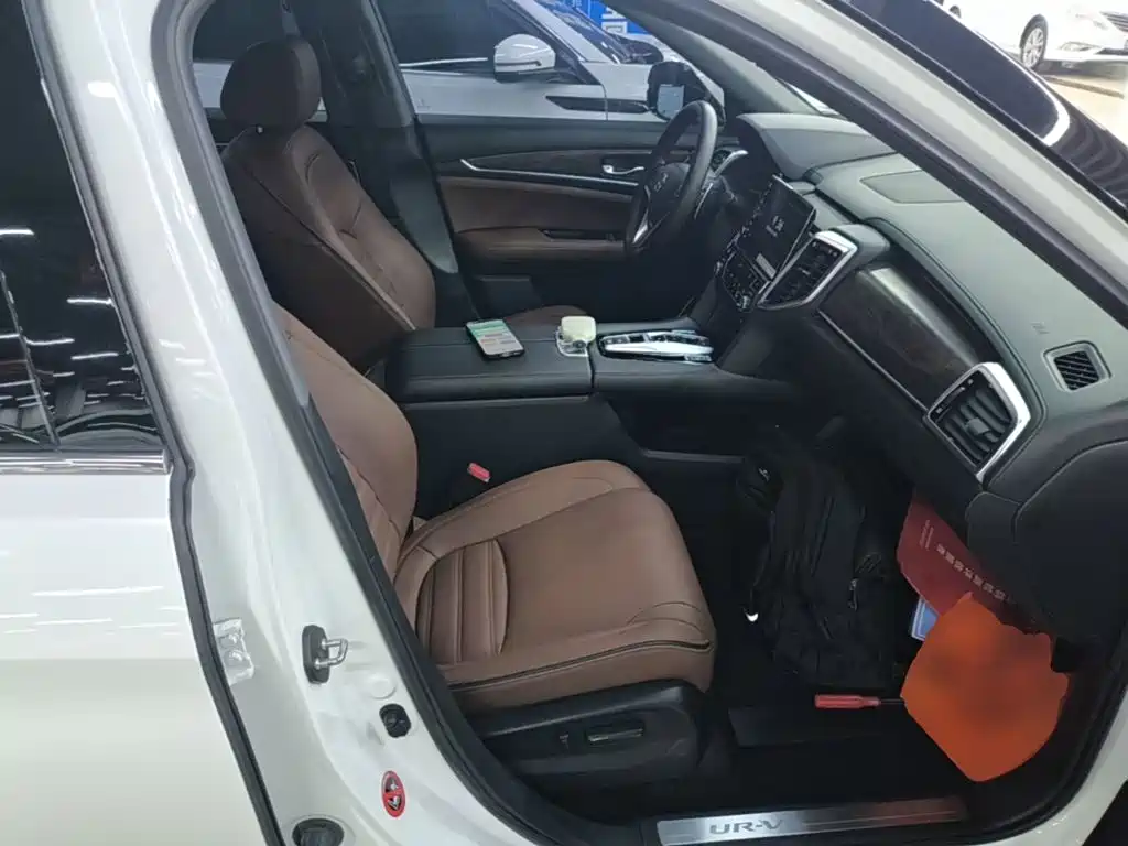 Honda UR-V 2017 — фото 25