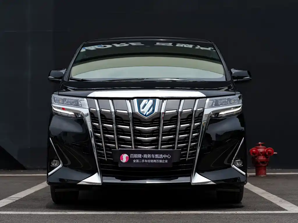 Toyota Alphard 2020 — фото 2