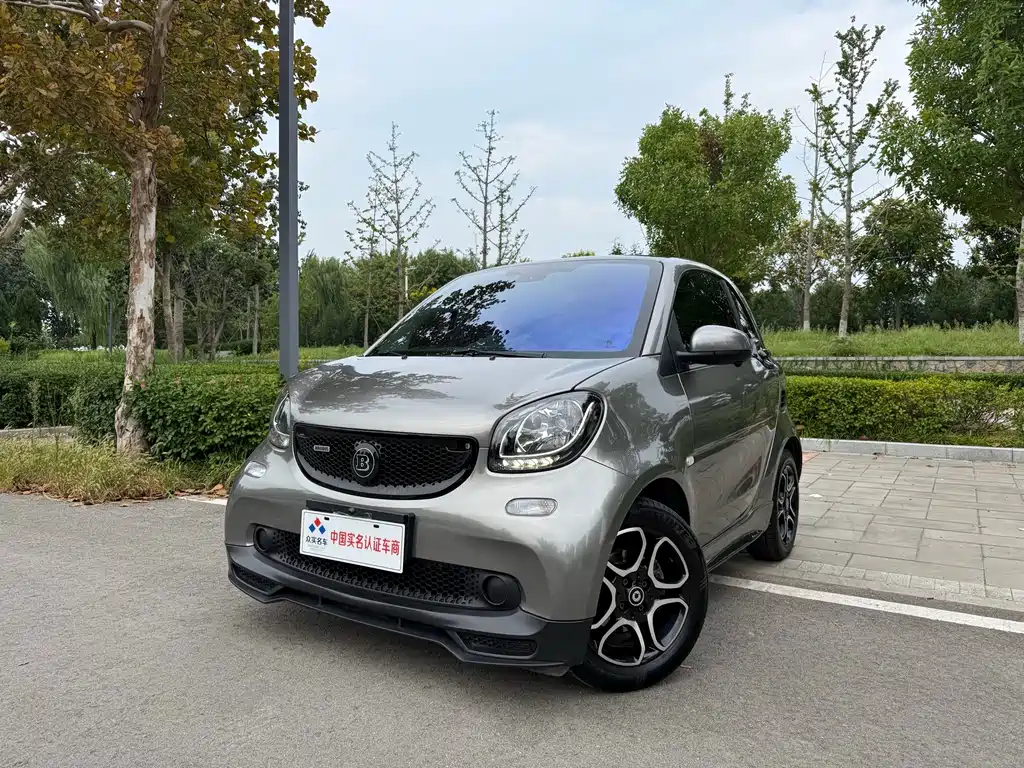 smart fortwo 2019 — фото 5