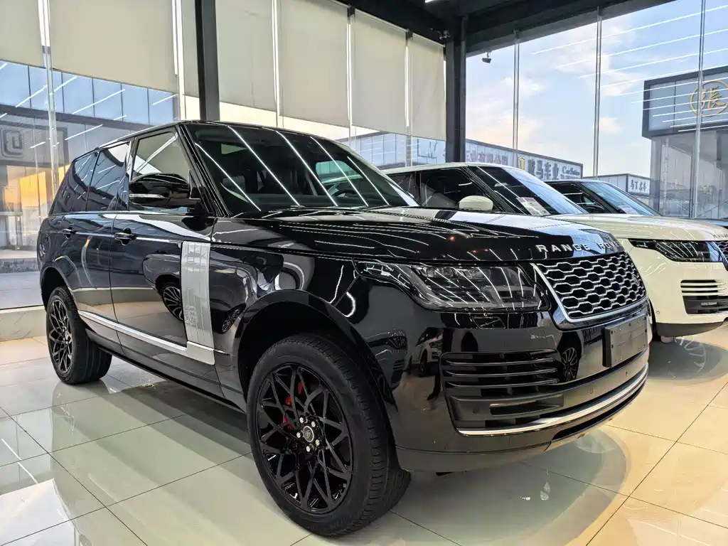Land Rover Range Rover 2020 — фото 1