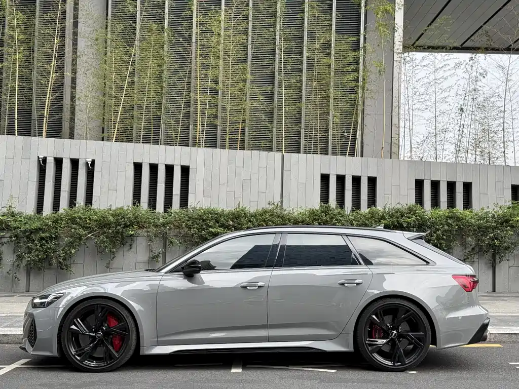 Audi RS 6 2021 — фото 3