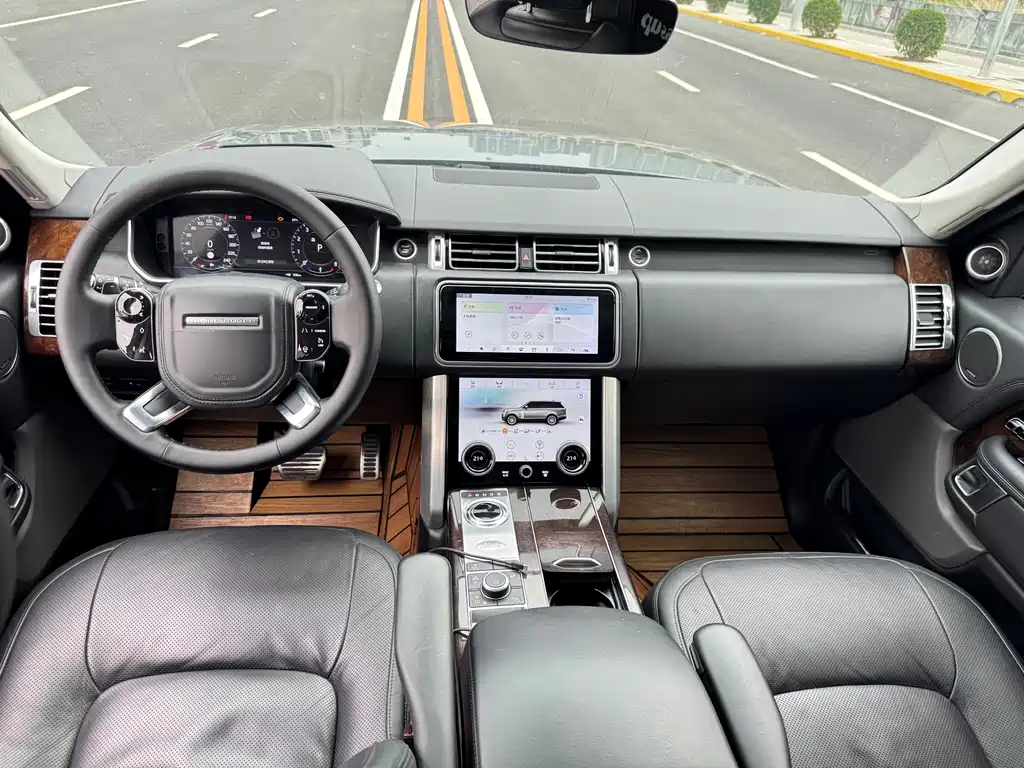 Land Rover Range Rover 2020 — фото 18