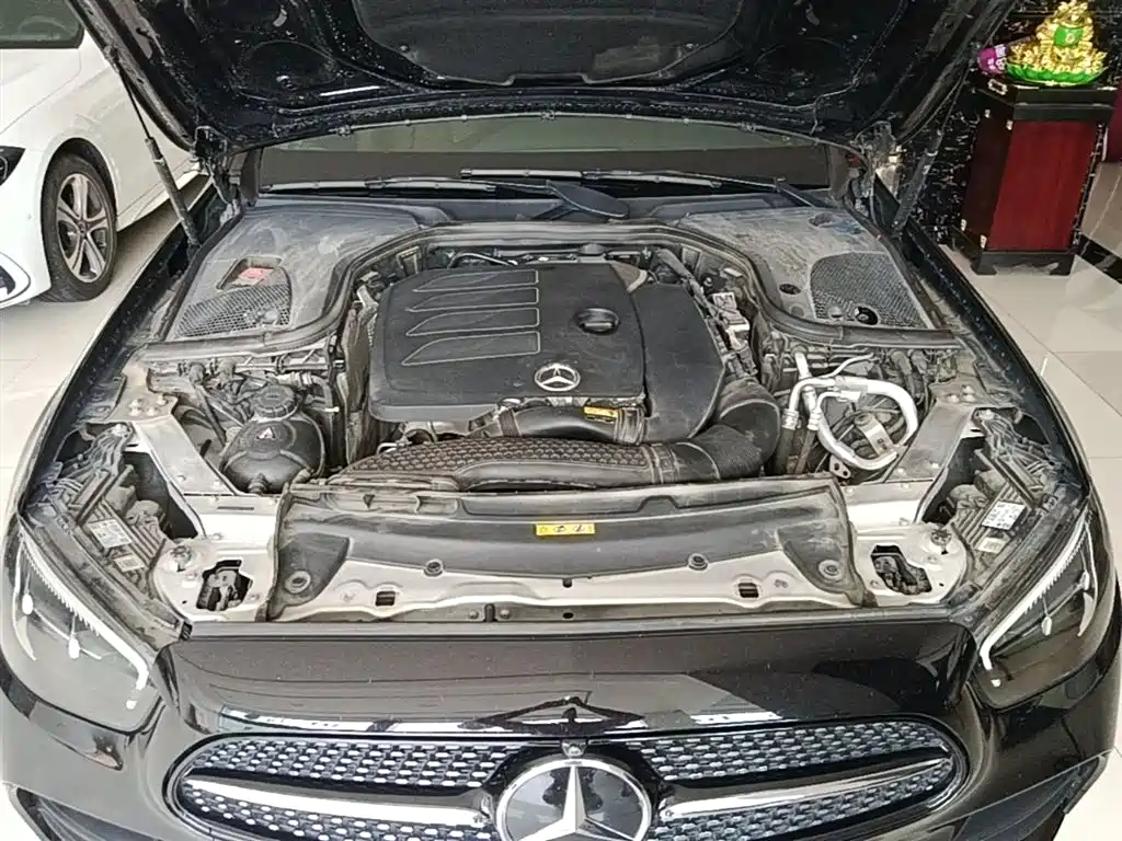 Mercedes-Benz E-Class 2021 — фото 20