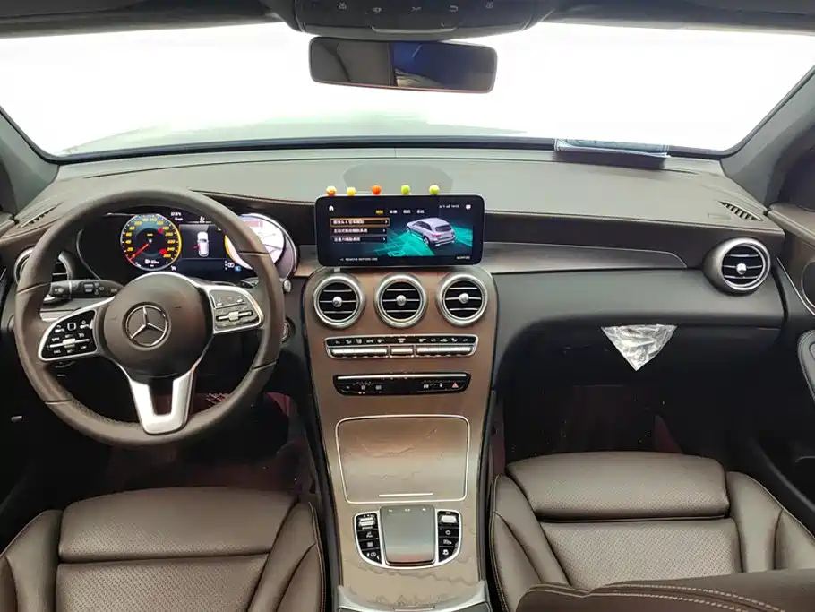 Mercedes-Benz GLC 2022 — фото 12