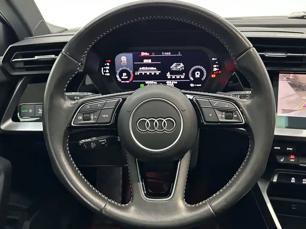 Audi A3 2022 — фото 12